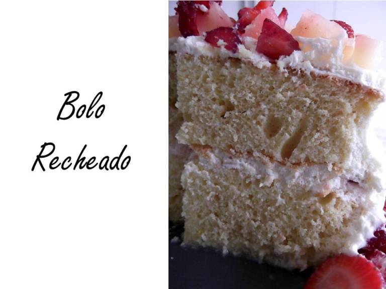 bolo recheado de morangos e ananás