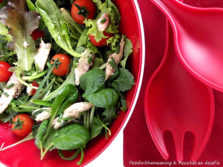 salada mix baby leaf com filetes de cavala