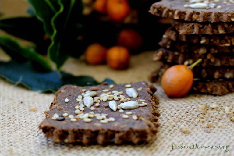 bolachas de milho torrado e sementes