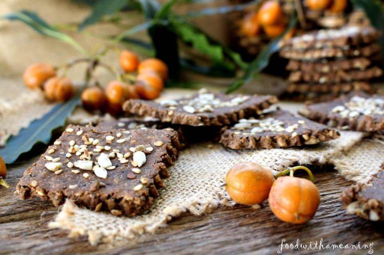 bolachas de milho torrado e sementes
