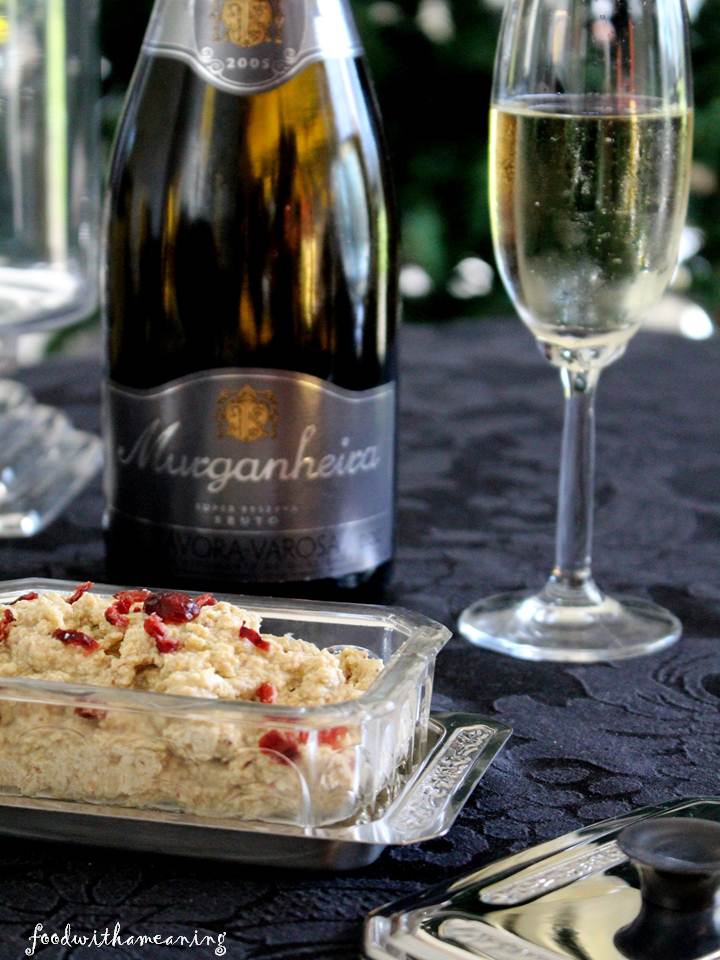 paté de anchova e arandos