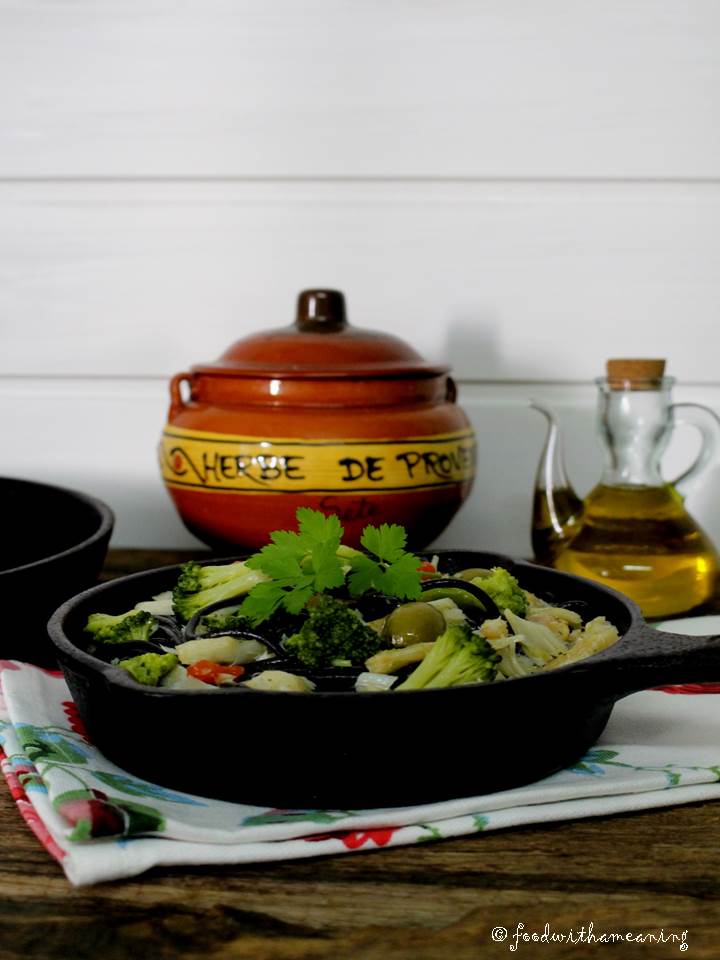 Bacalhau com Esparguete Nero di Seppia