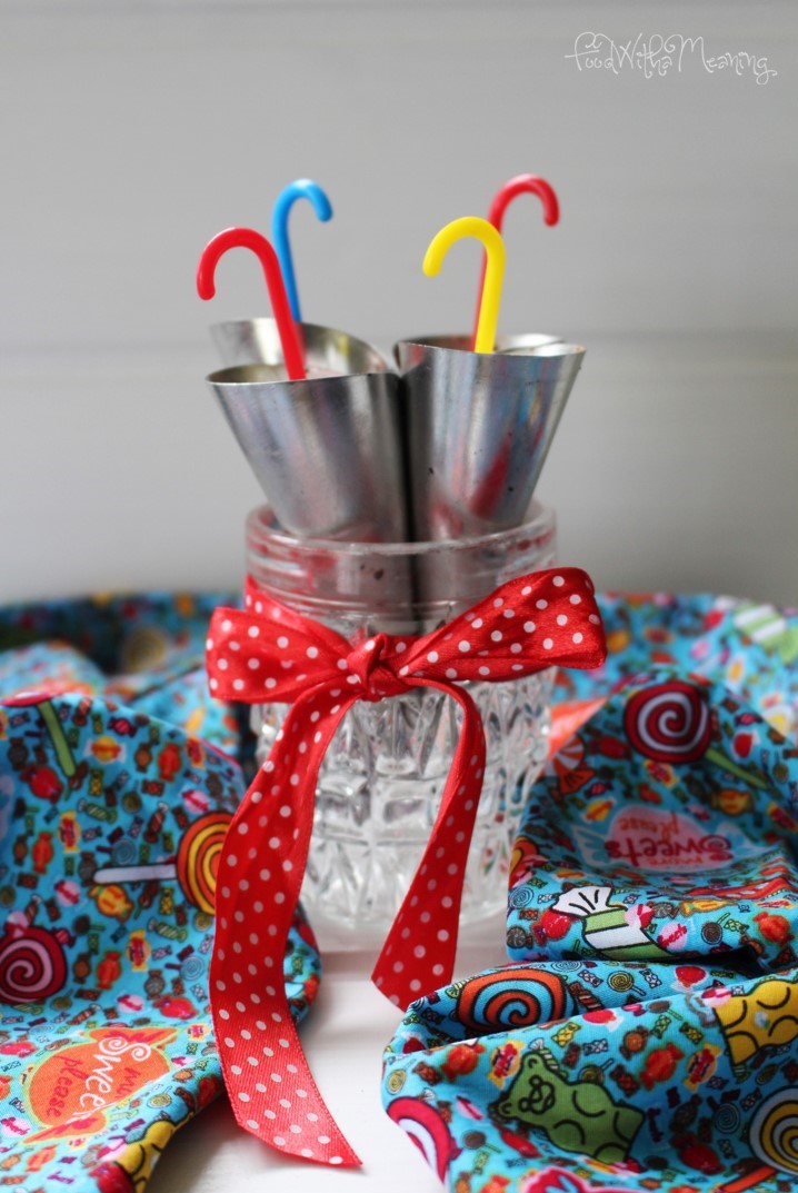 Chapéus de chuva de chocolate e amêndoa