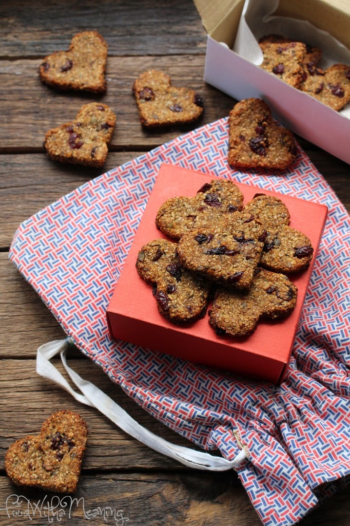 bolachas de centeio integral, banana e arandos