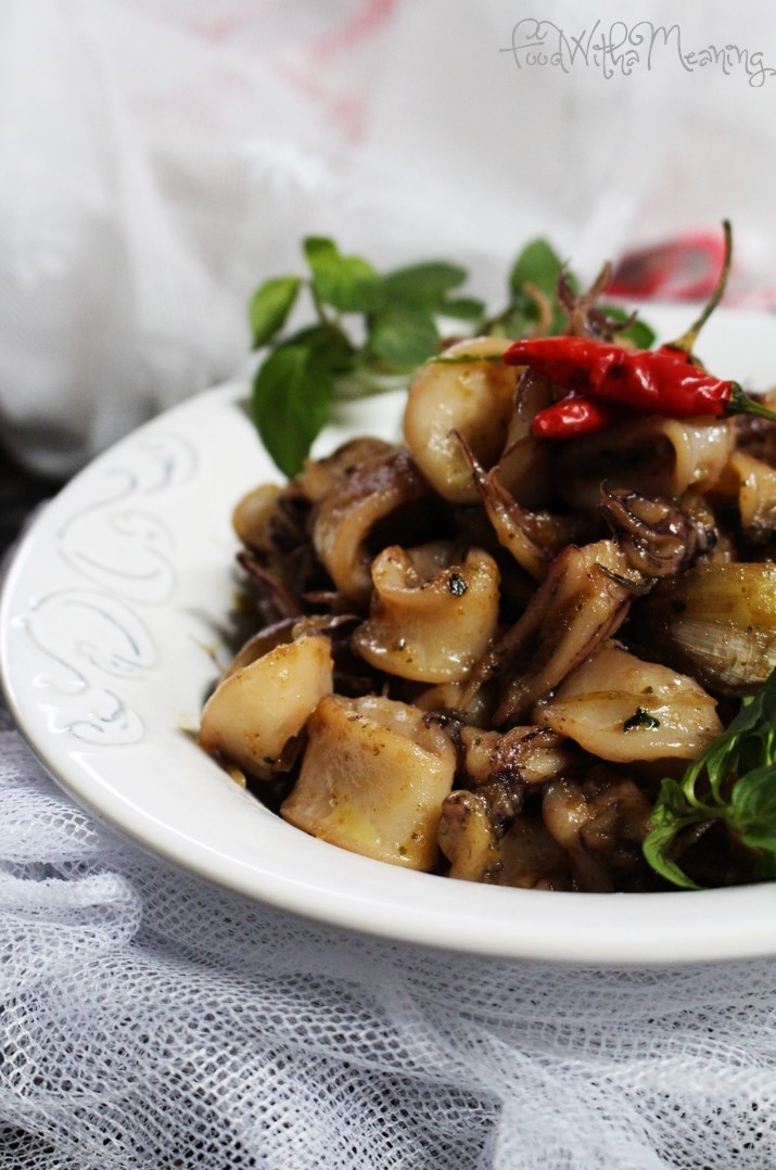lulas na frigideira com romanesco e batata cozida
