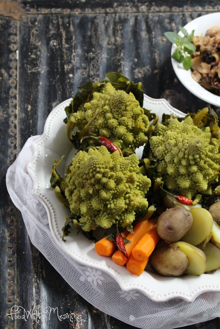 lulas na frigideira com romanesco e batata cozida