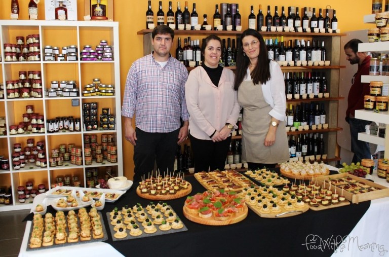 Proprietários da Loja Raminho de Salsa