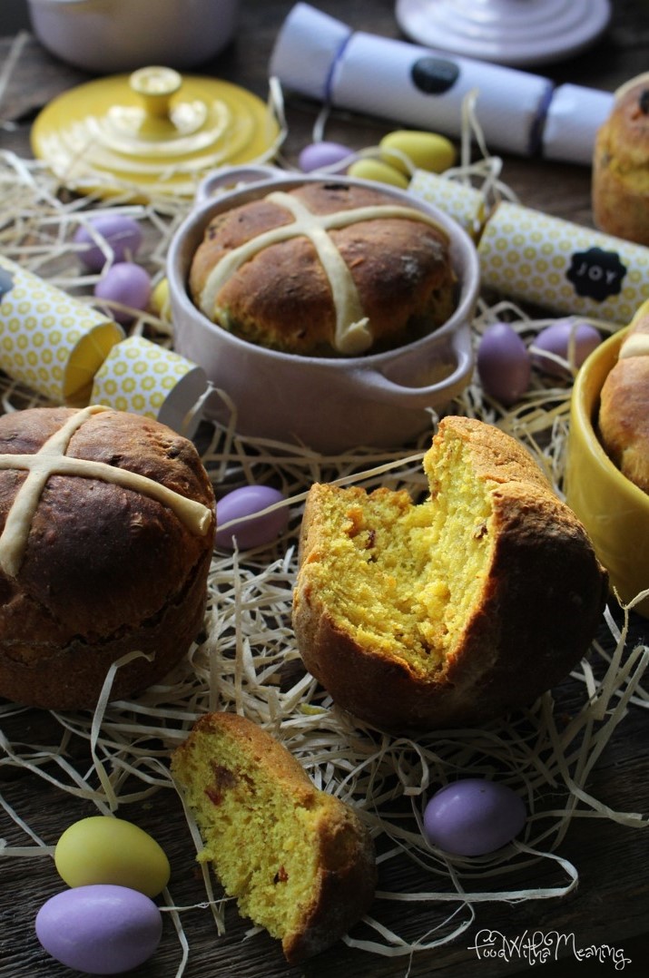 Hot Cross Buns_foodwithameaning