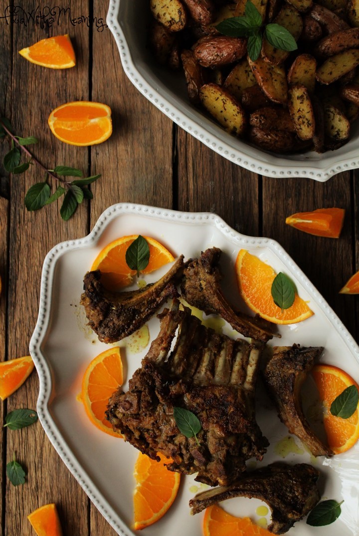 Carré de borrego com sabores indianos e com laranja