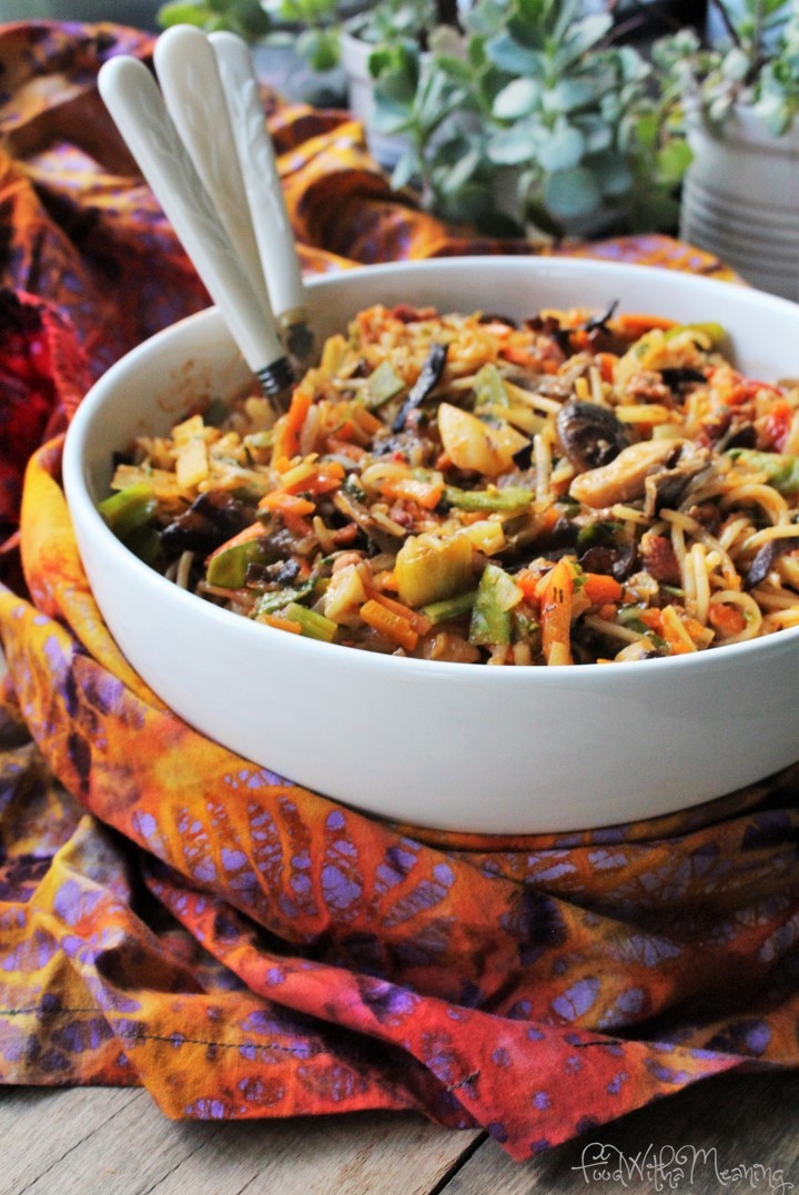 esparguete de ameijoa e legumes chineses