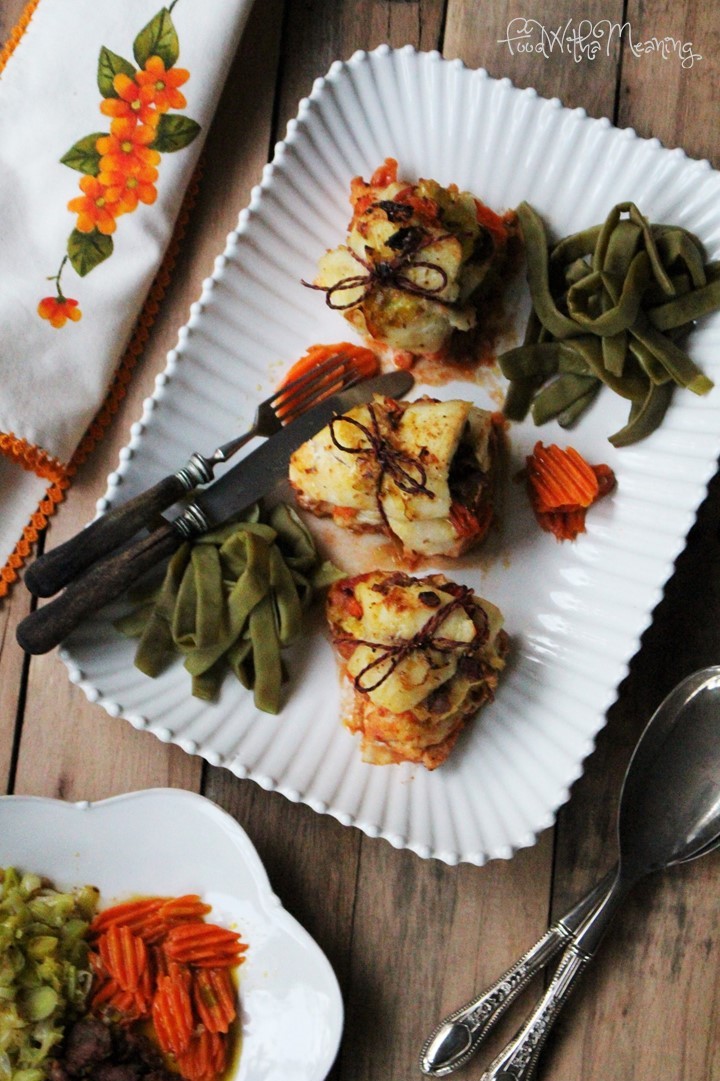 trouxas de veja com linguiça e alho francês