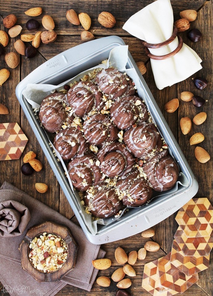 caracóis doces de alfarroba