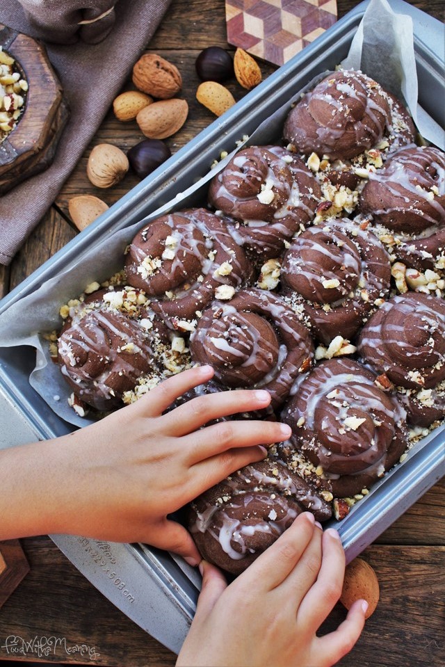 caracóis doces de alfarroba