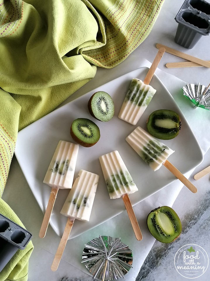 Picolé de Kiwi com iogurte natural e mel Clesa c