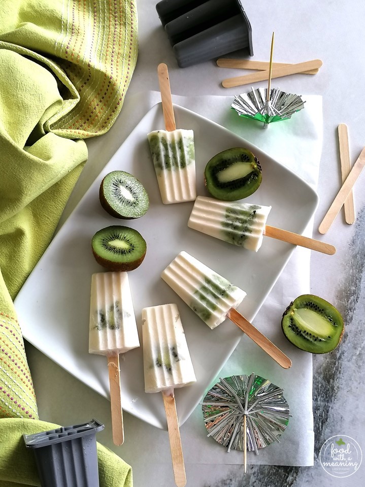 Picolé de Kiwi com iogurte natural e mel Clesa c2